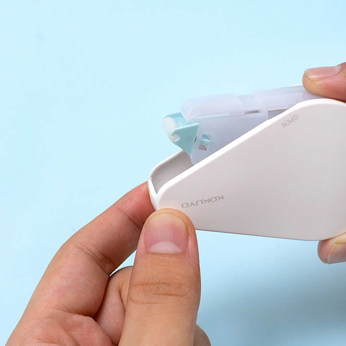 KOKUYO GLOO Glue Tape Roller