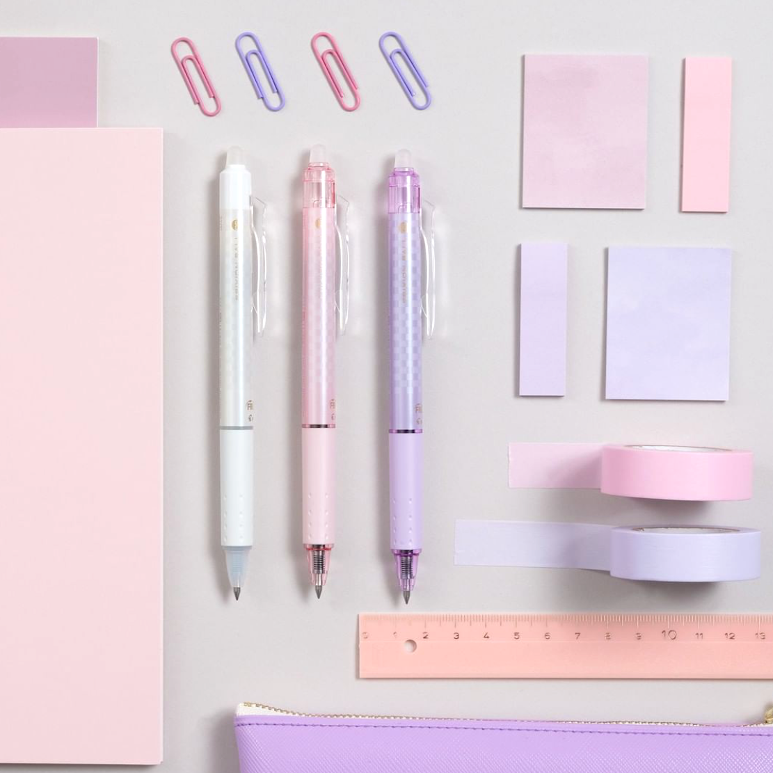 Pilot FriXion Ball Knock Retractable Gel Pen - 0.5 mm - Block Check Series