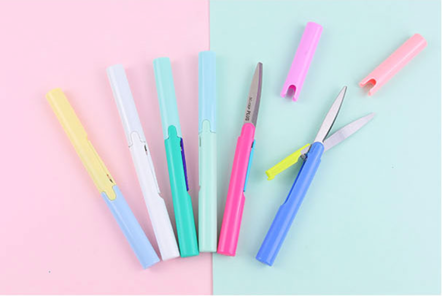 Plus Compact Pen Style Twiggy Scissors