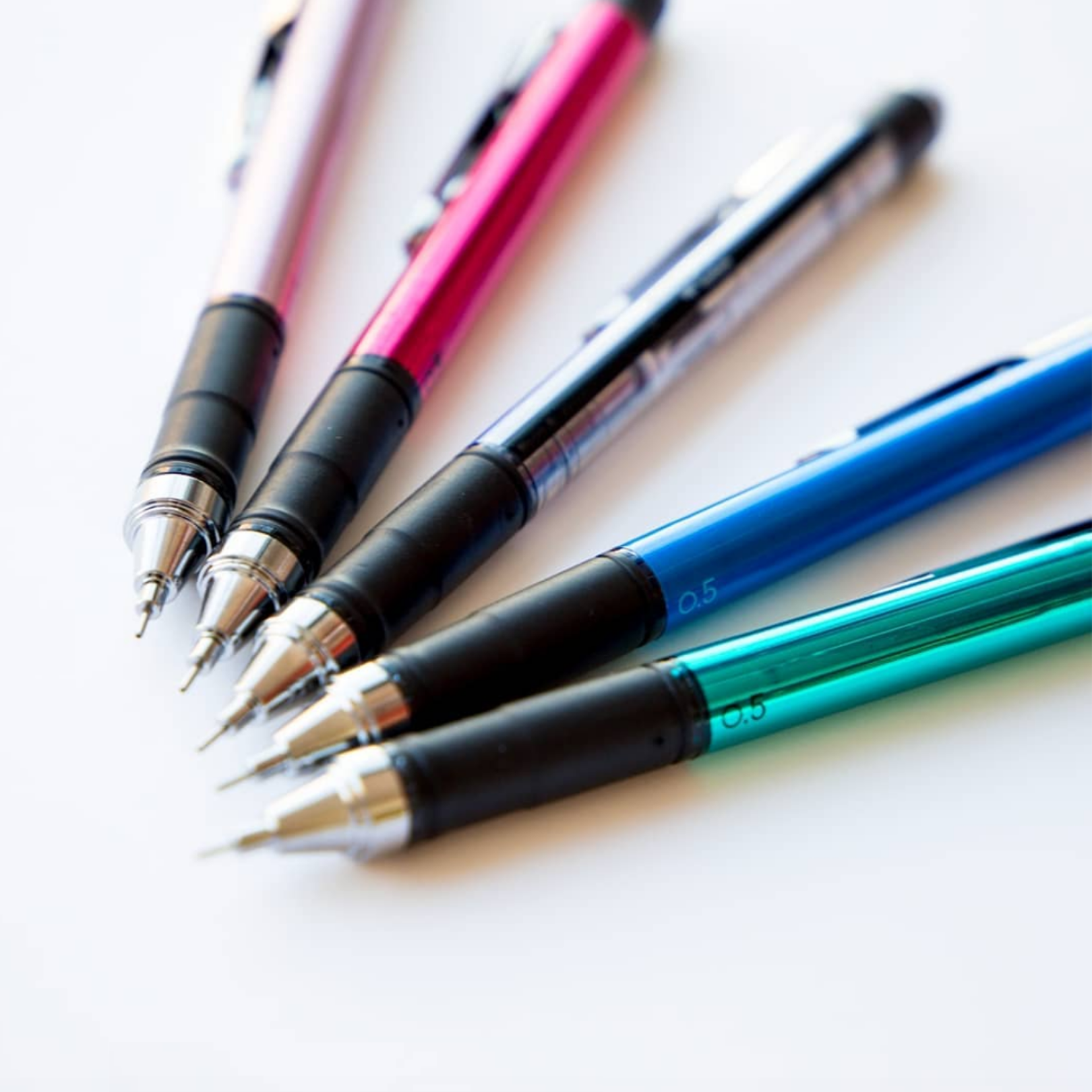 Tombow Mono Graph Grip Shaker Mechanical Pencil