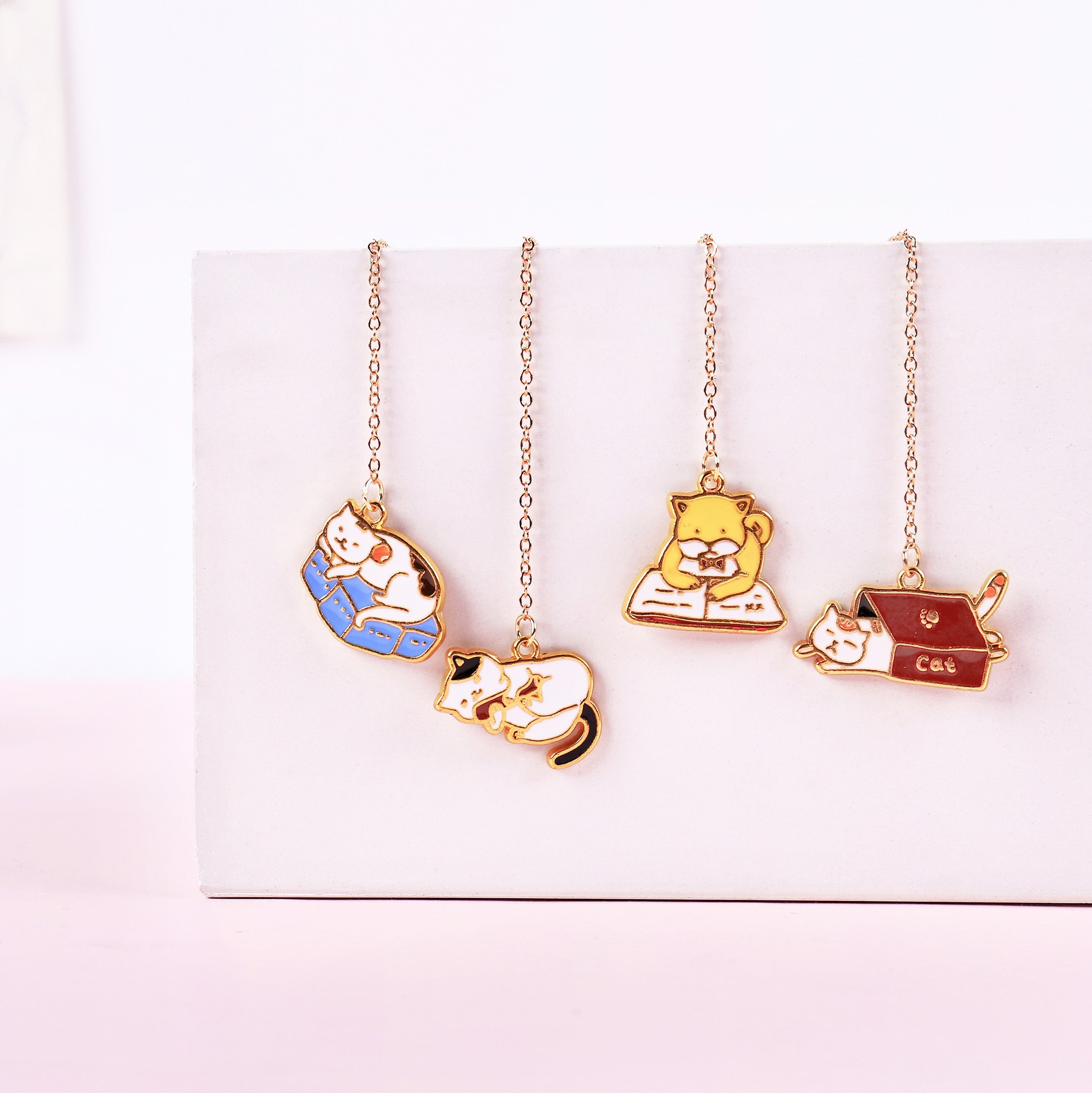 Cat & Dog Pendant Bookmark