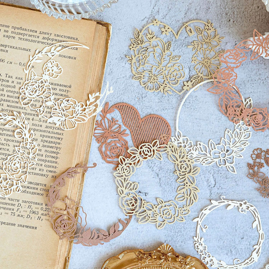 Botanical Wreath Decorative Scrapbooking Paper