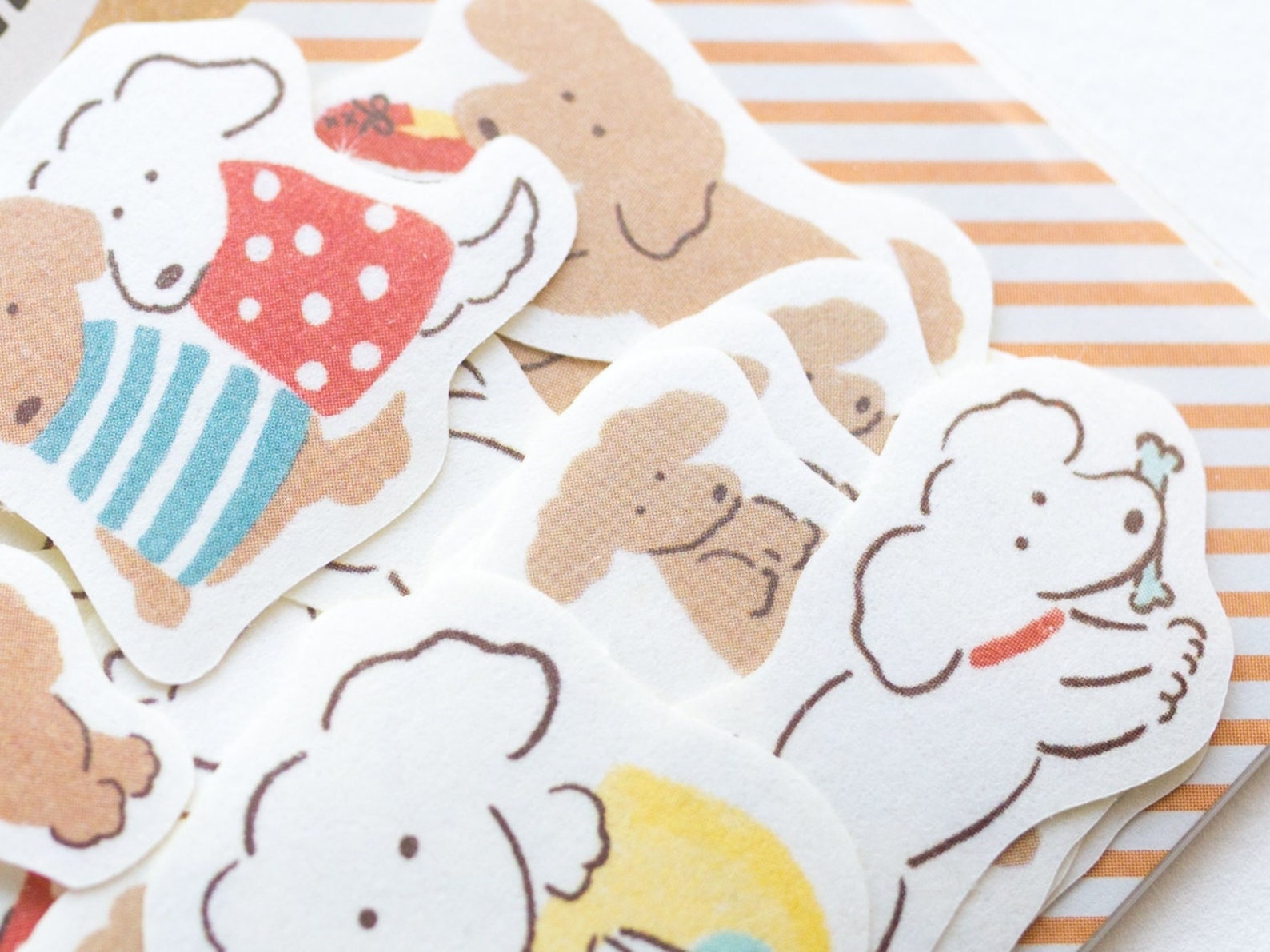 Furukawashiko Flake Stickers - Relaxed Dog