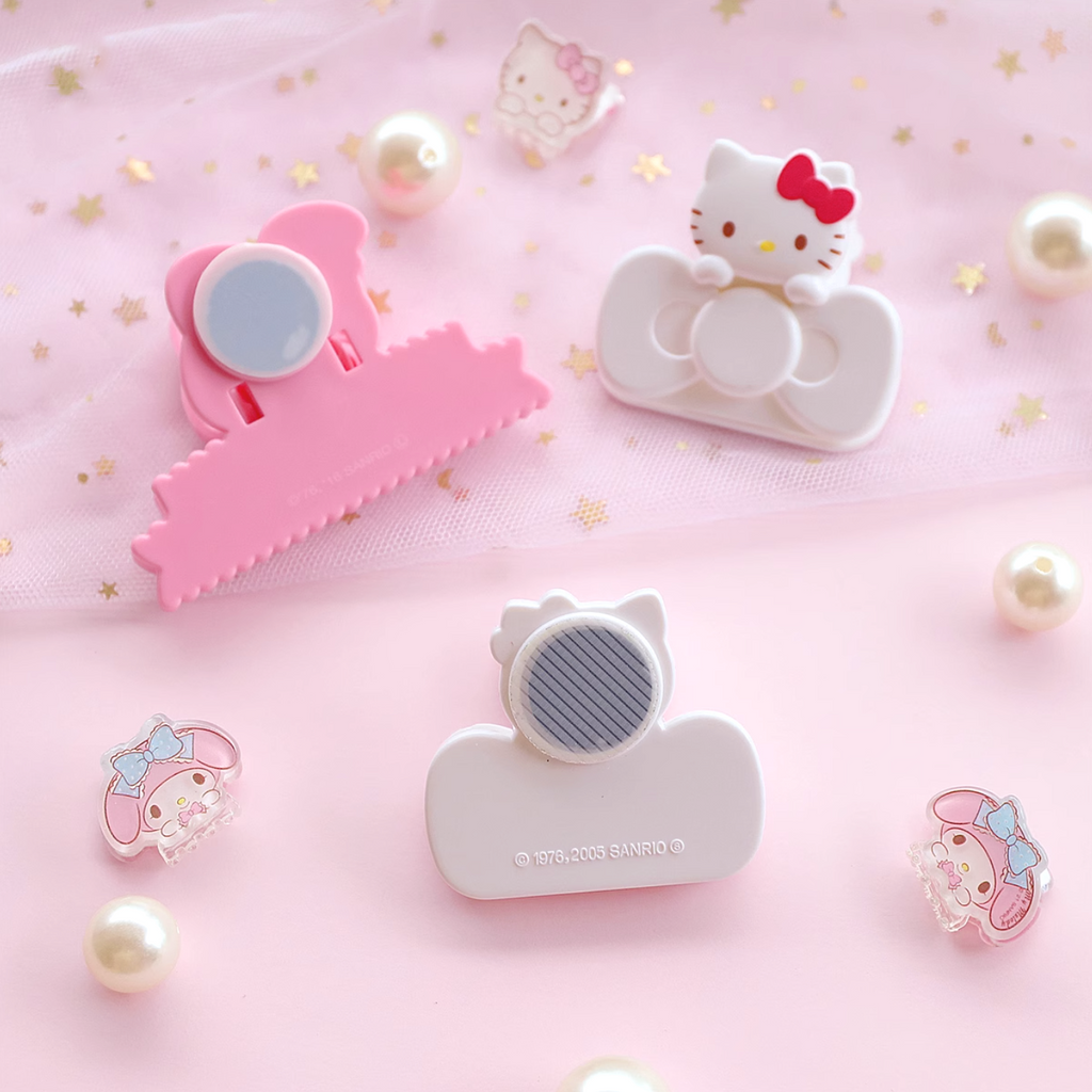 Hello Kitty & My Melody Binder Clip