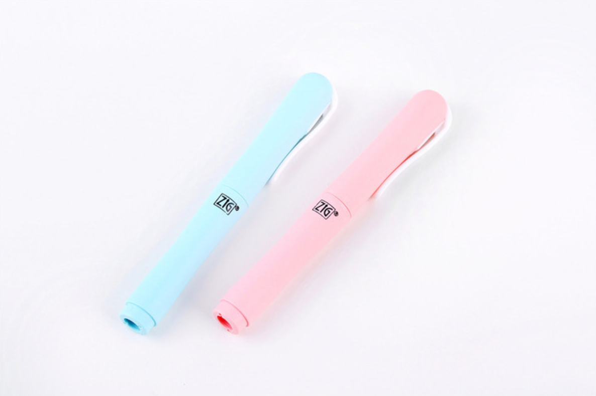 Kuretake Zig Letter Pen COCOIRO Pen Body