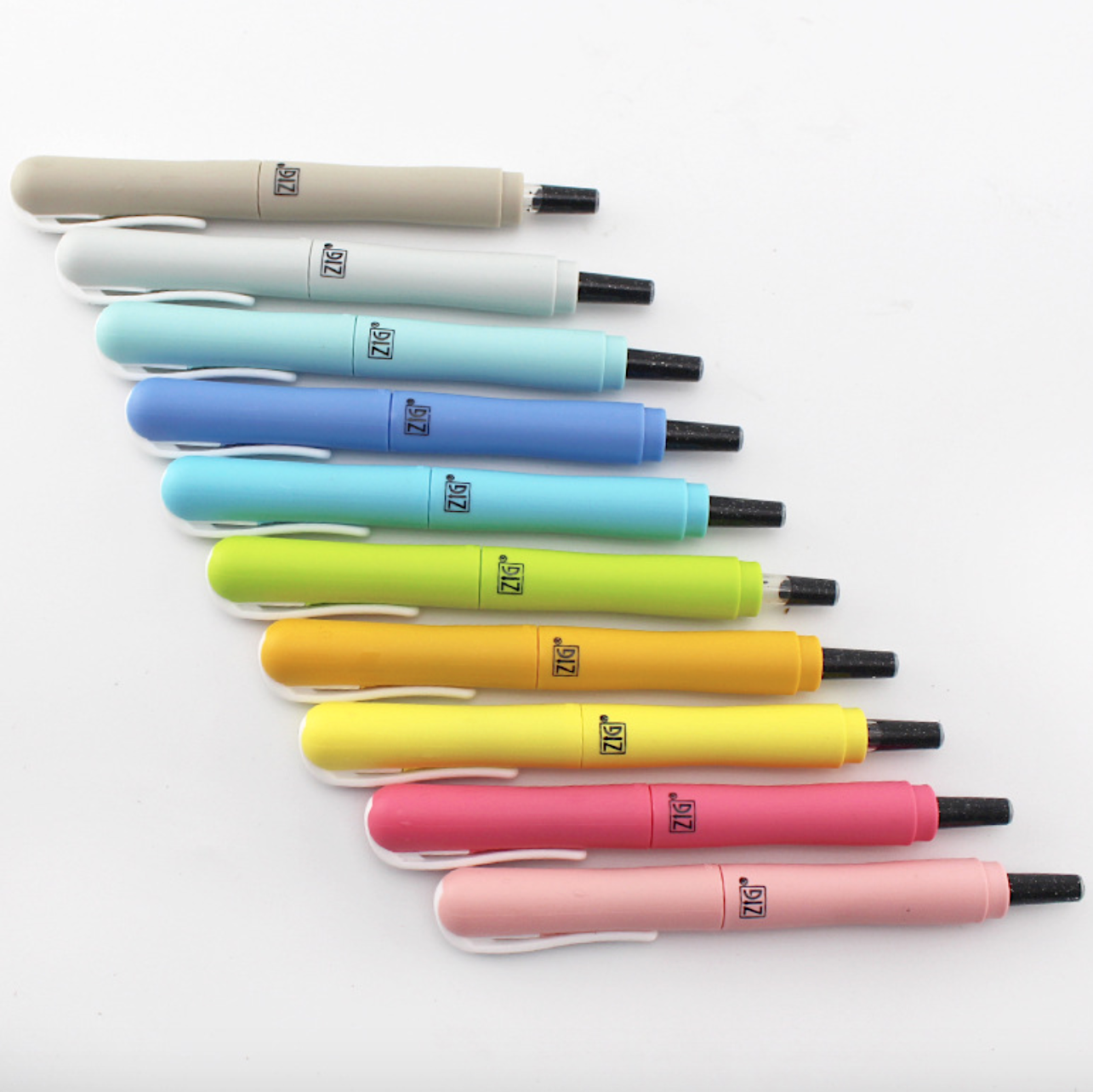 Kuretake Zig Letter Pen COCOIRO Pen Body