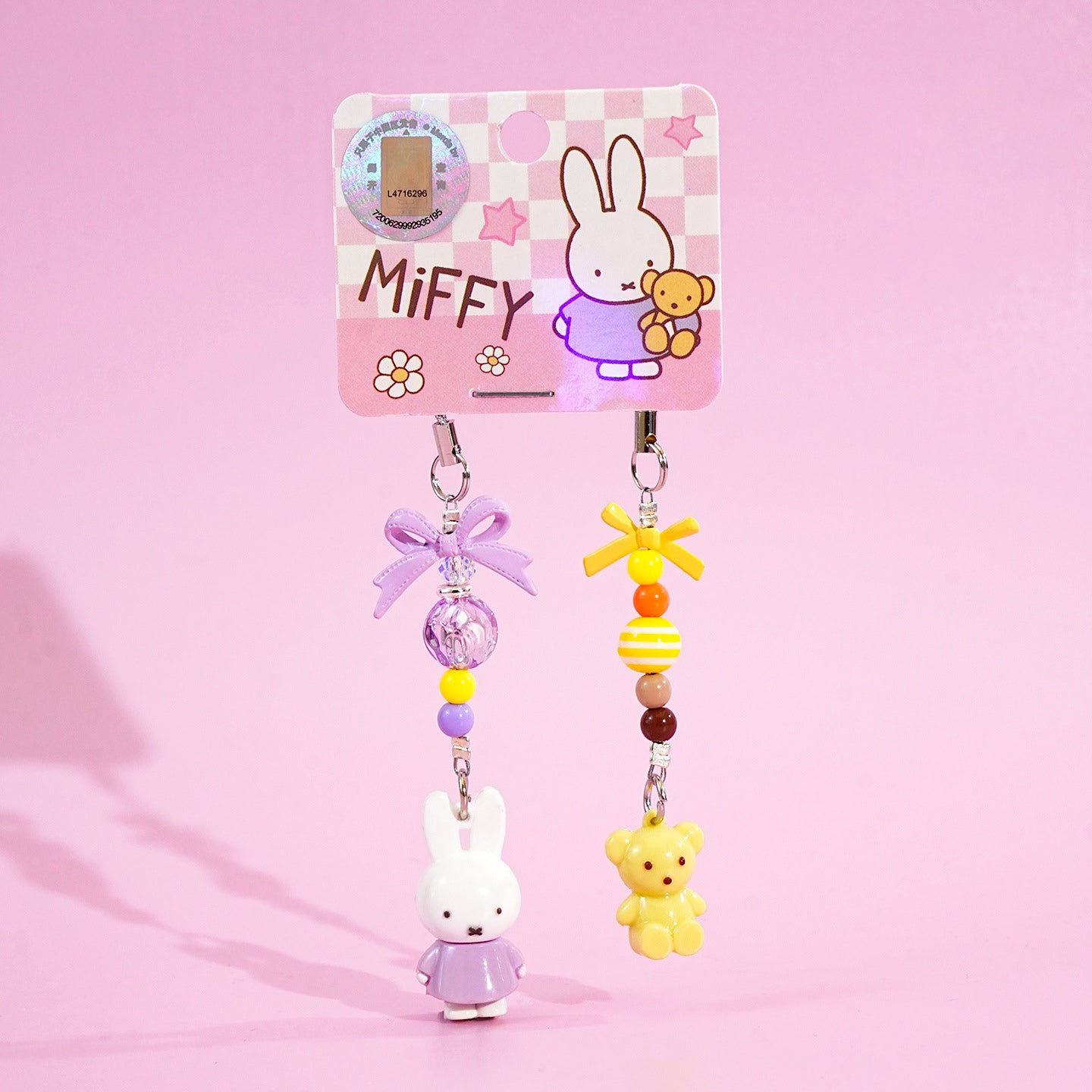 Miffy & Friends Charm Set – Phone & AirPods (2 pcs)