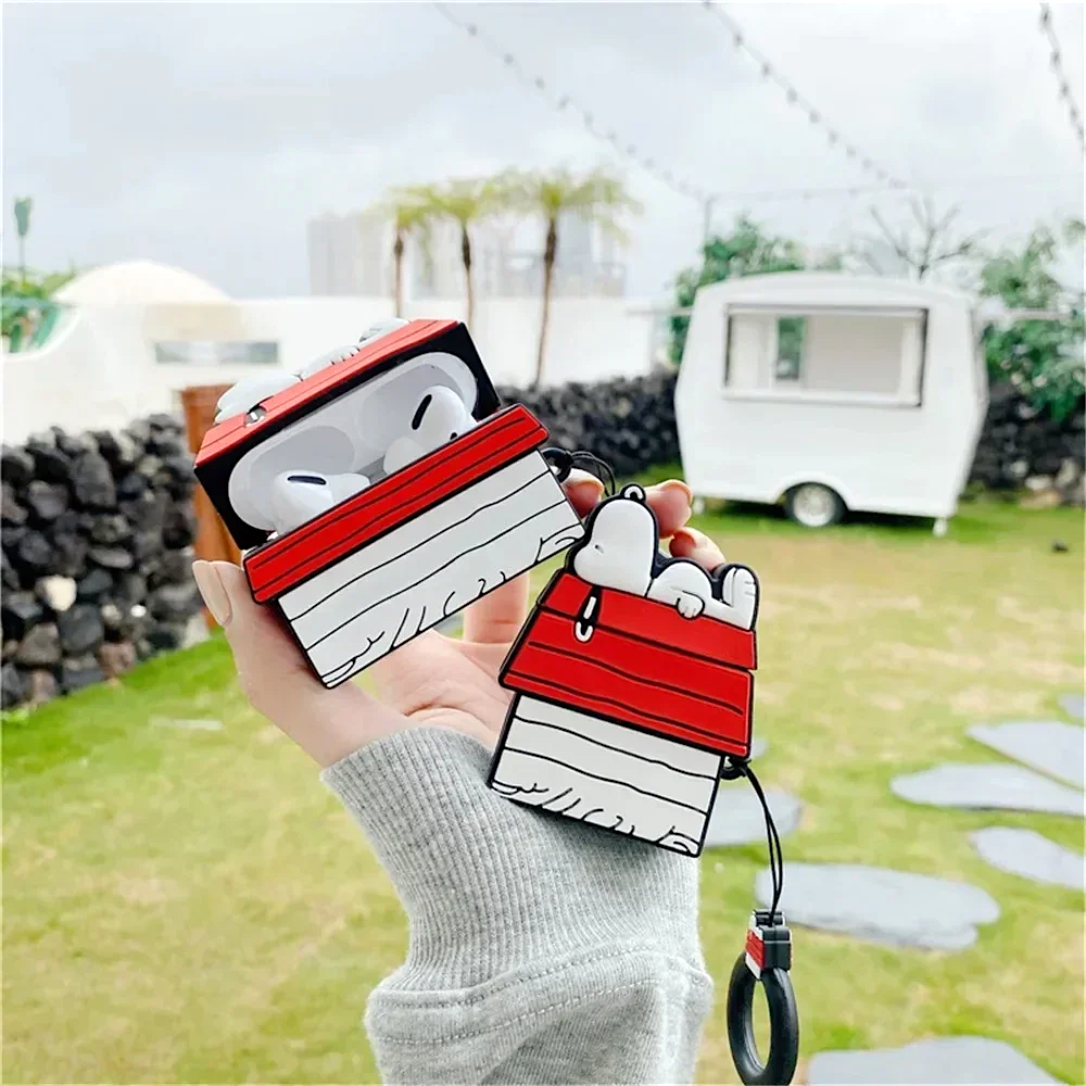 Peanuts Snoopy AirPods Case