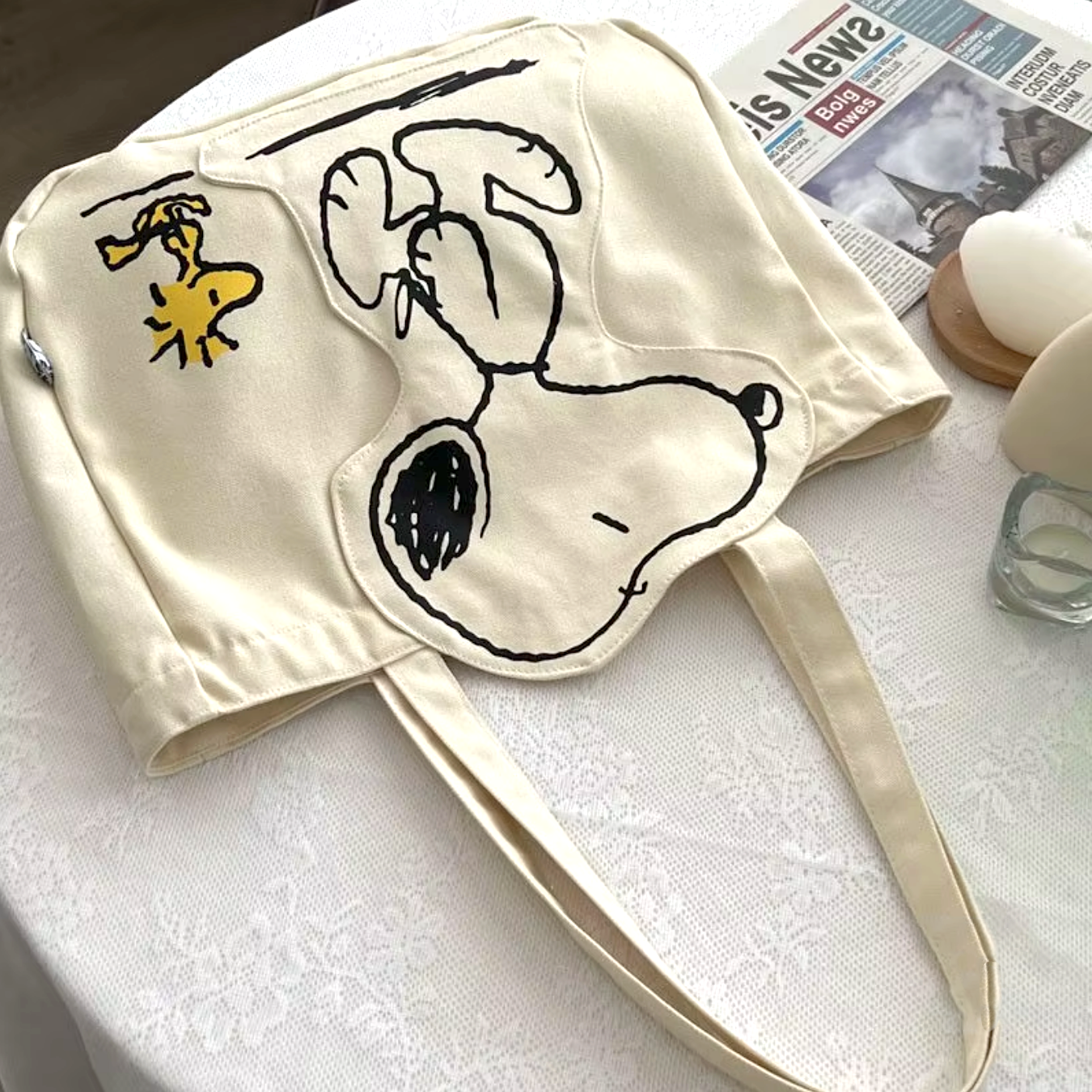 Peanuts Snoopy Canvas Daily Tote