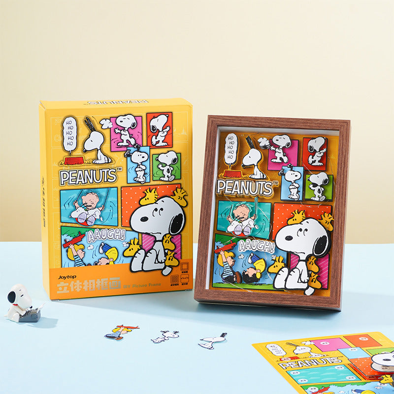 Peanuts Snoopy DIY Display