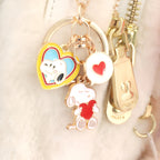 Peanuts Snoopy Keychain - Snoopy Holding Heart