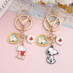 Peanuts Snoopy Keychain - Snoopy Holding Heart