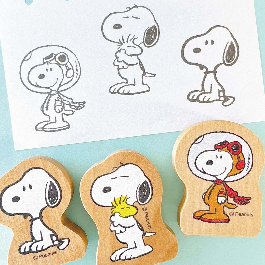 Peanuts Snoopy Wood Piece Stamps