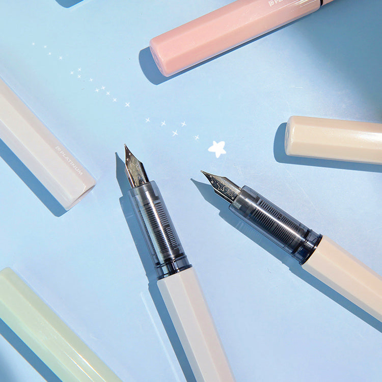 Platinum Falling Star Fountain Pen - Fine Nib