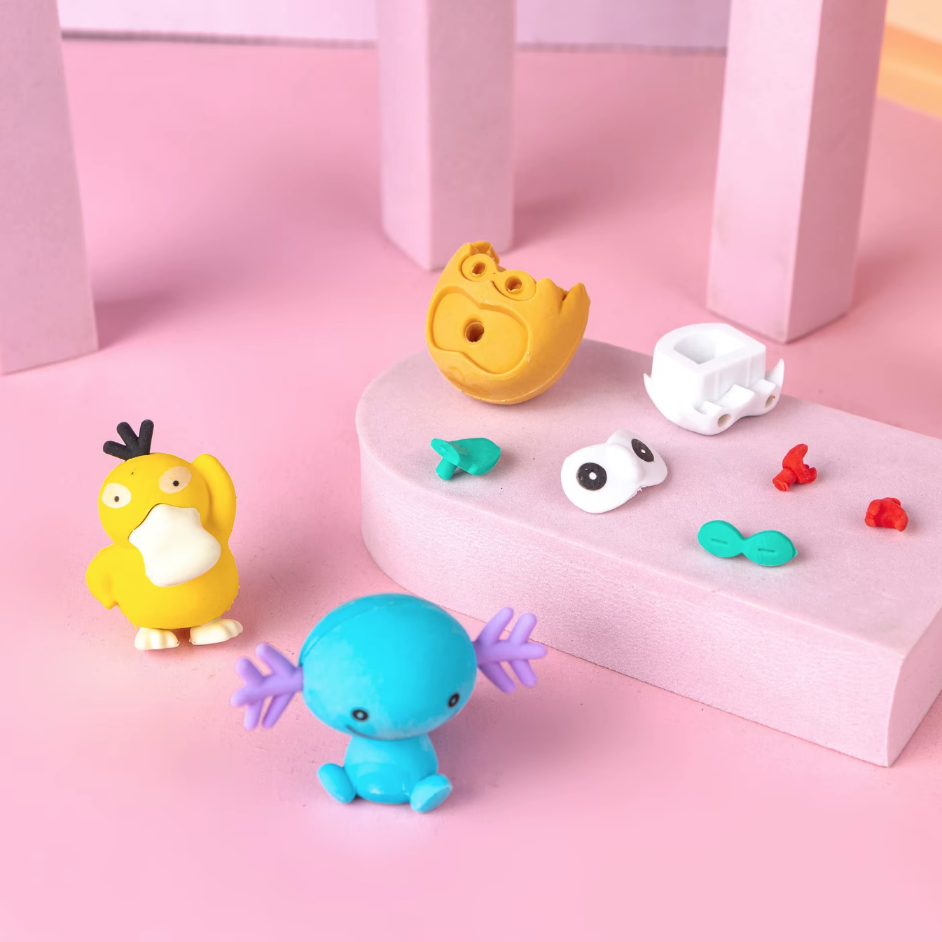 Pokémon Figure Eraser - Surprise Pack - Limited Candy Quest Collection