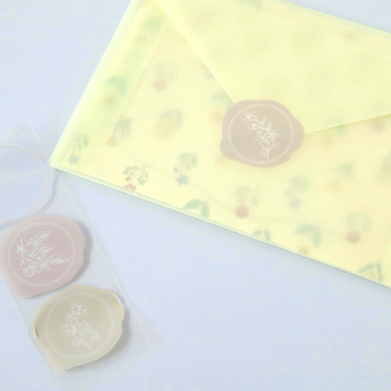 Ryu-Ryu Lucy's Basket Letter Set - Yellow