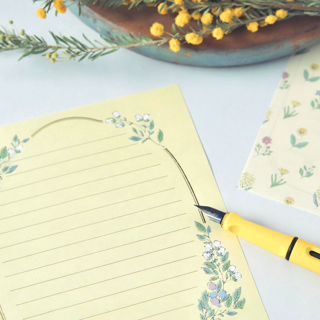 Ryu-Ryu Lucy's Basket Letter Set - Yellow