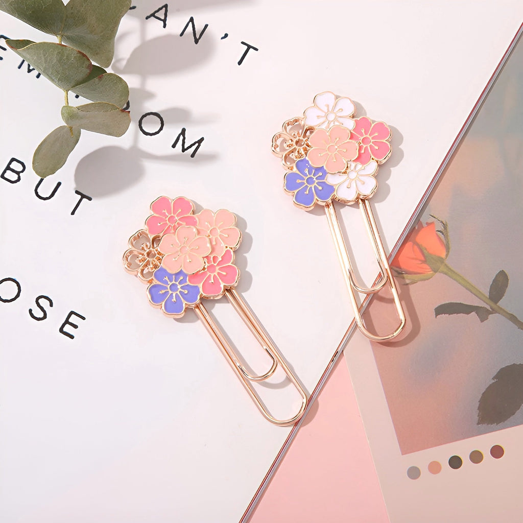 Sakura Paper Clip