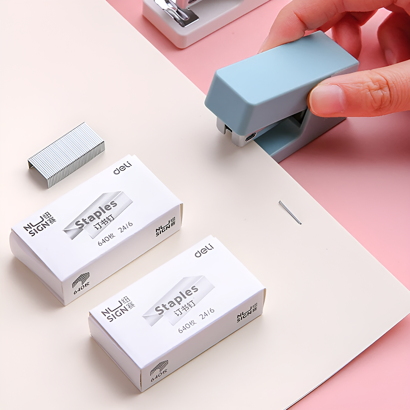 Sweet Stitch Mini Stapler