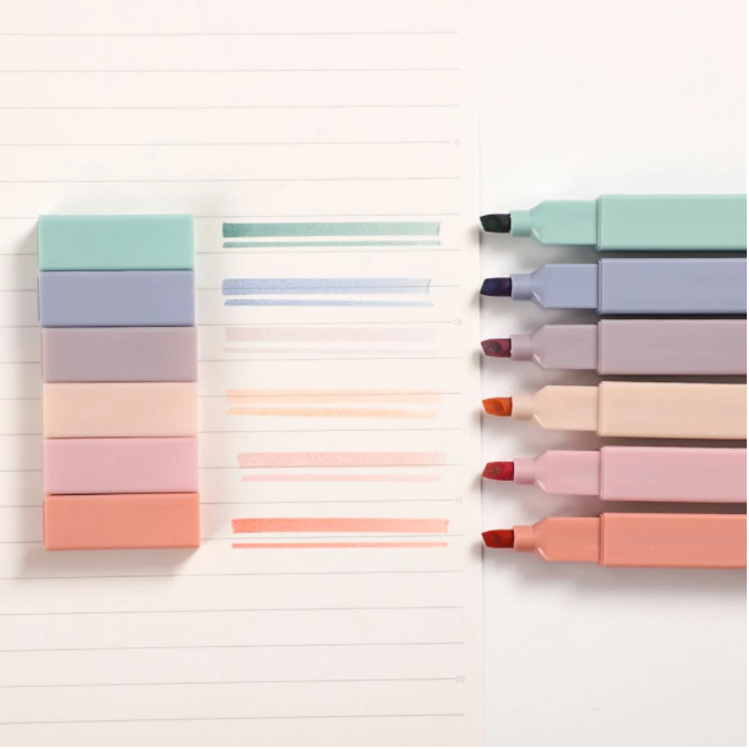 Retro Cream Color Highlighters