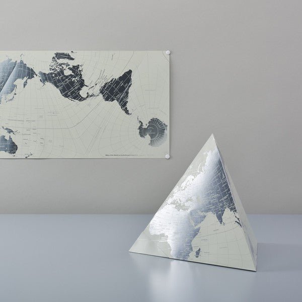 AuthaGraph World Map Platinum / Marumo Printing