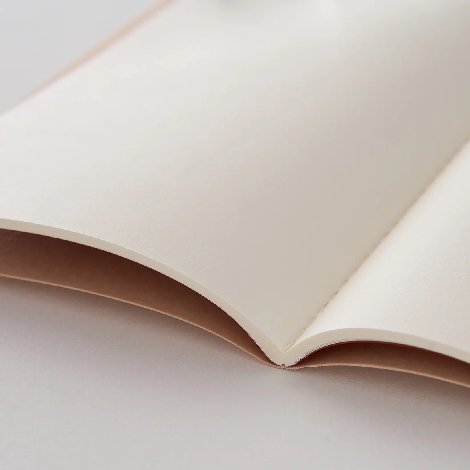 Dressco Cordoba Stitch Notebook / TAKEO PAPER PRODUCTS