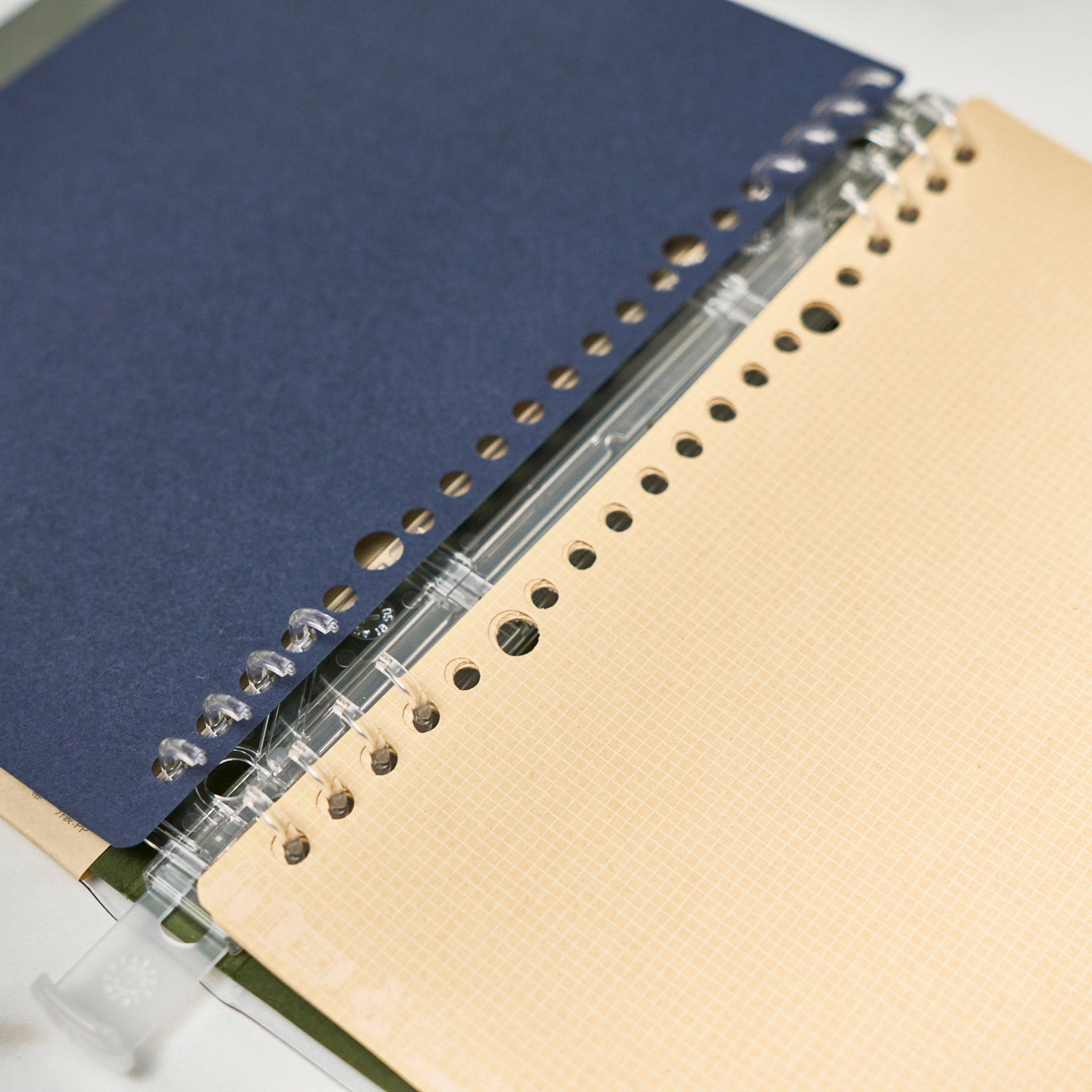 eric x kleid Binder Notebook / kleid