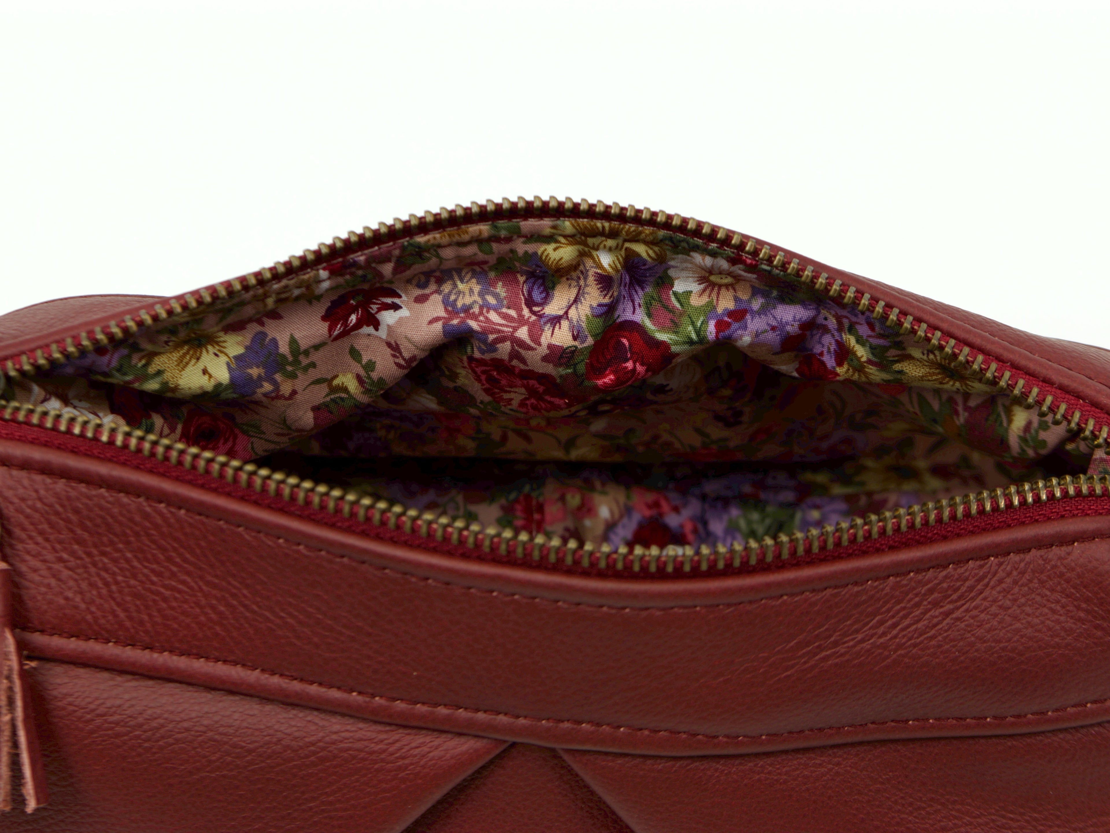 milloo Estia Accessory Bag Burgundy