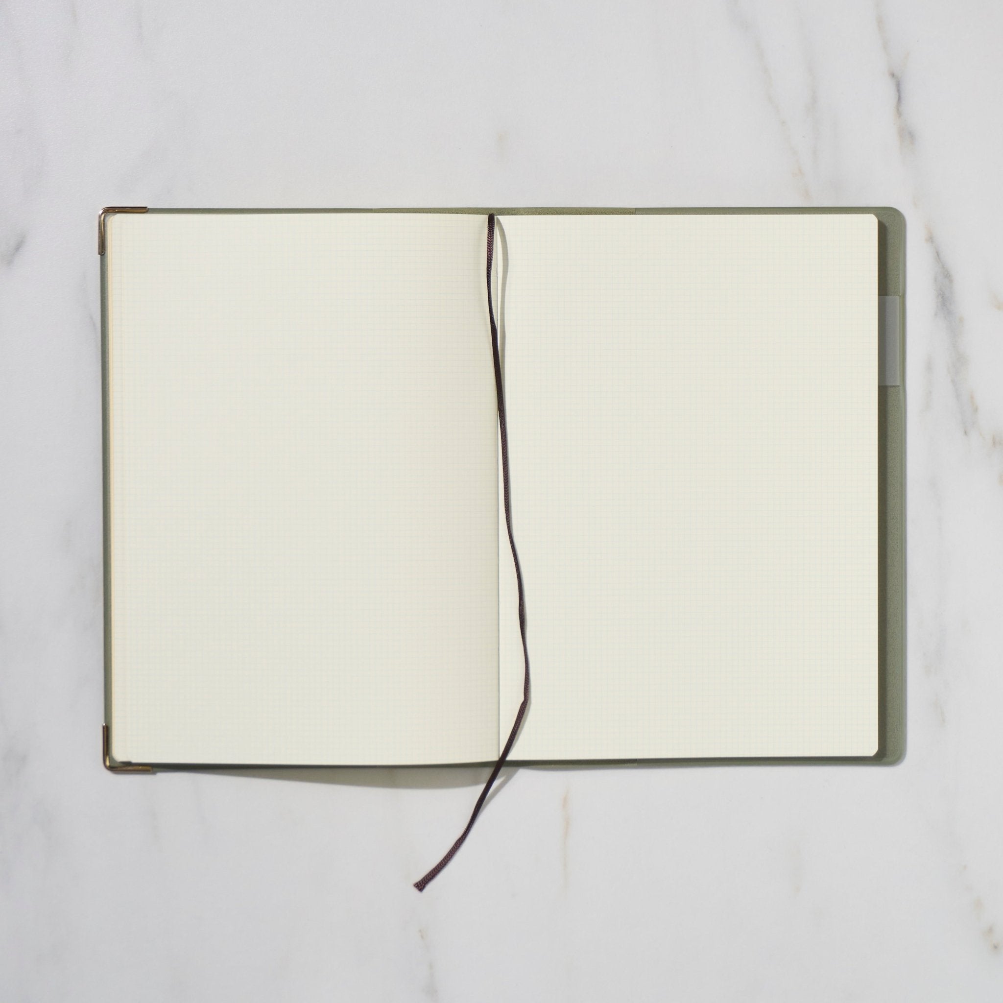 Fleek Diary 2025 / kleid