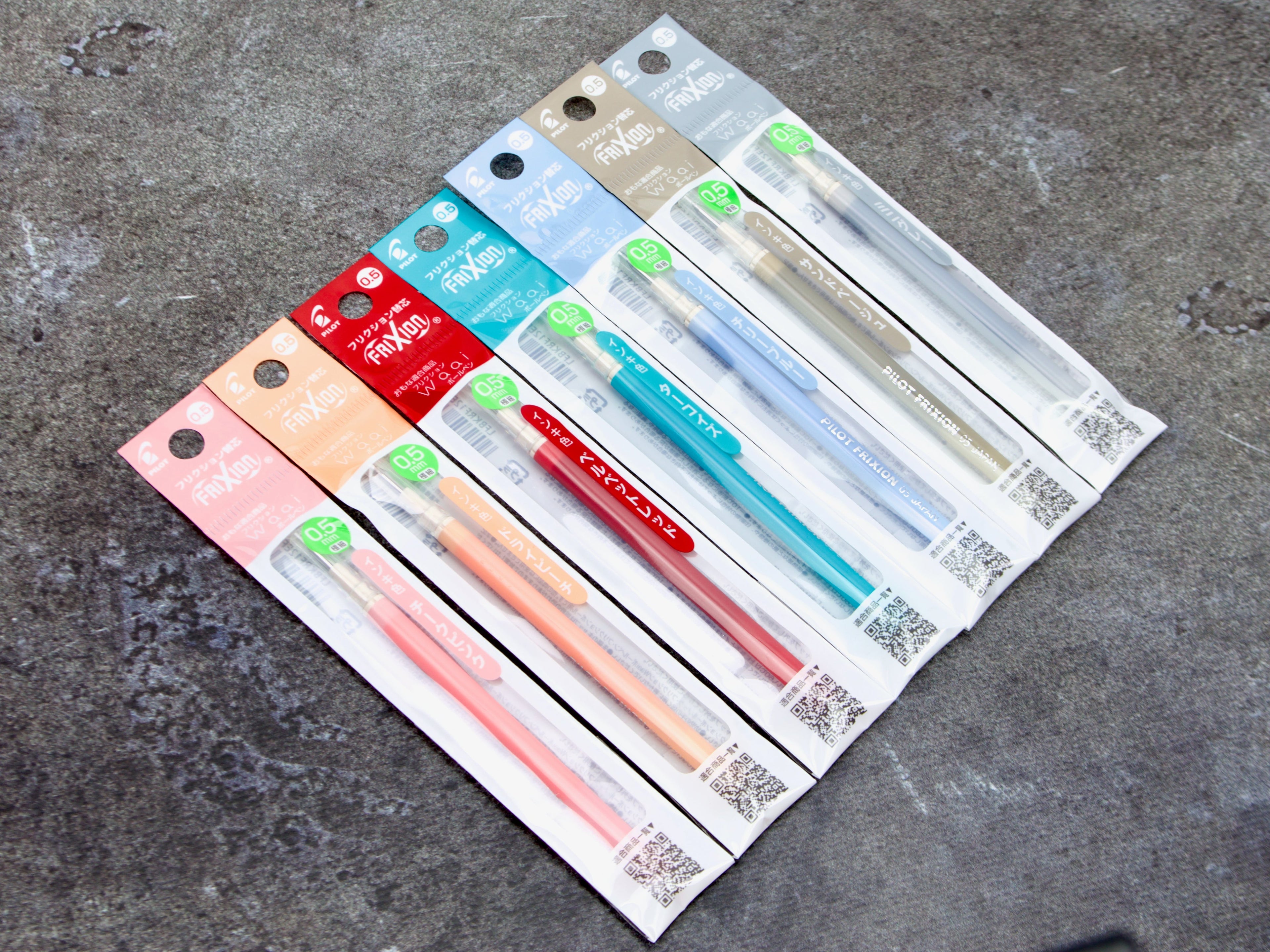Waai Series Frixion Ball Refill LFBKRF12EF (singles)