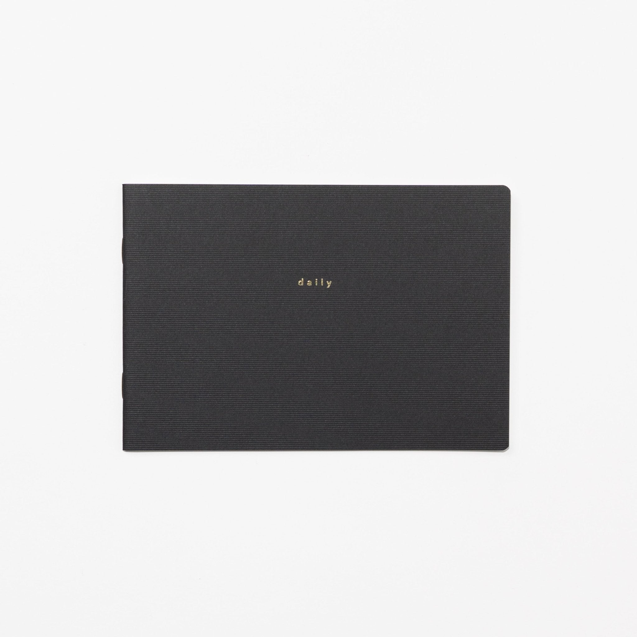 isshoni. Desk Notebook Slim / DAIGO