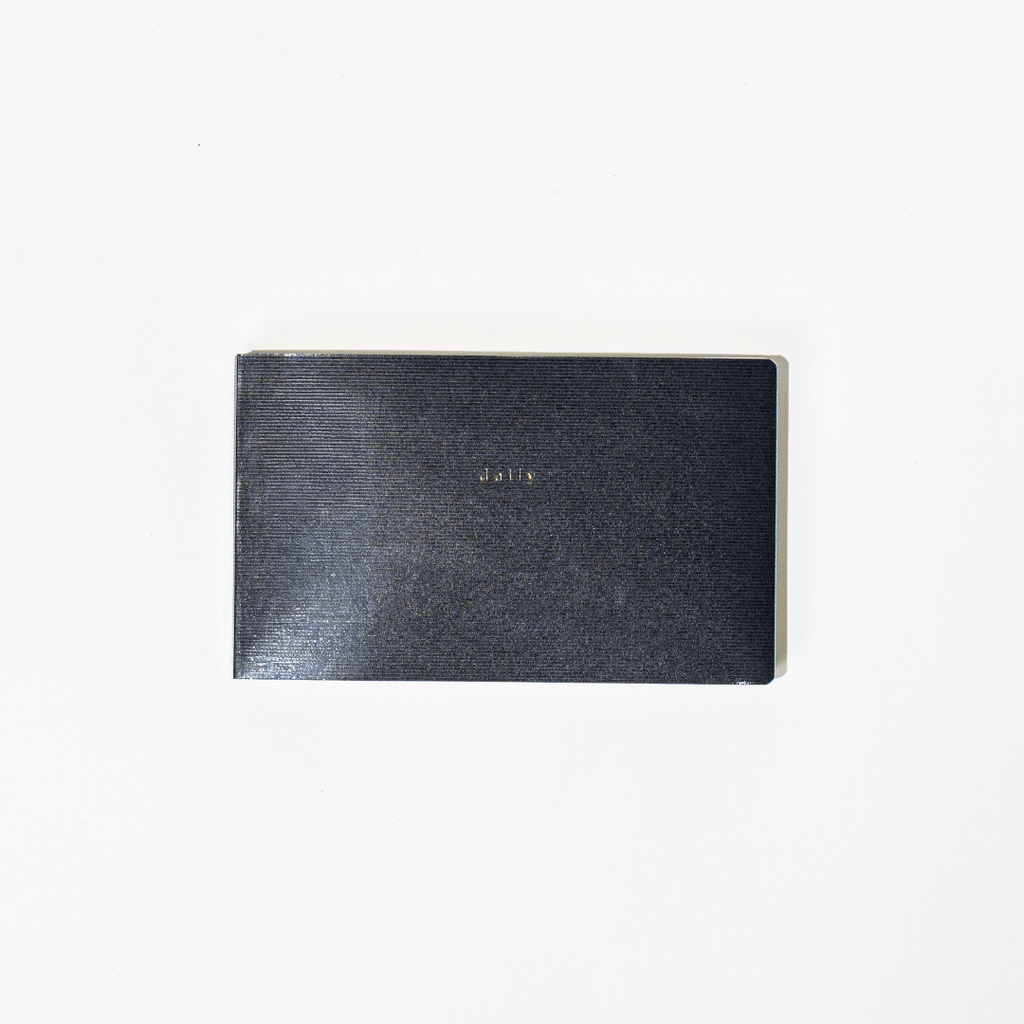isshoni. Desk Notebook Thick / DAIGO