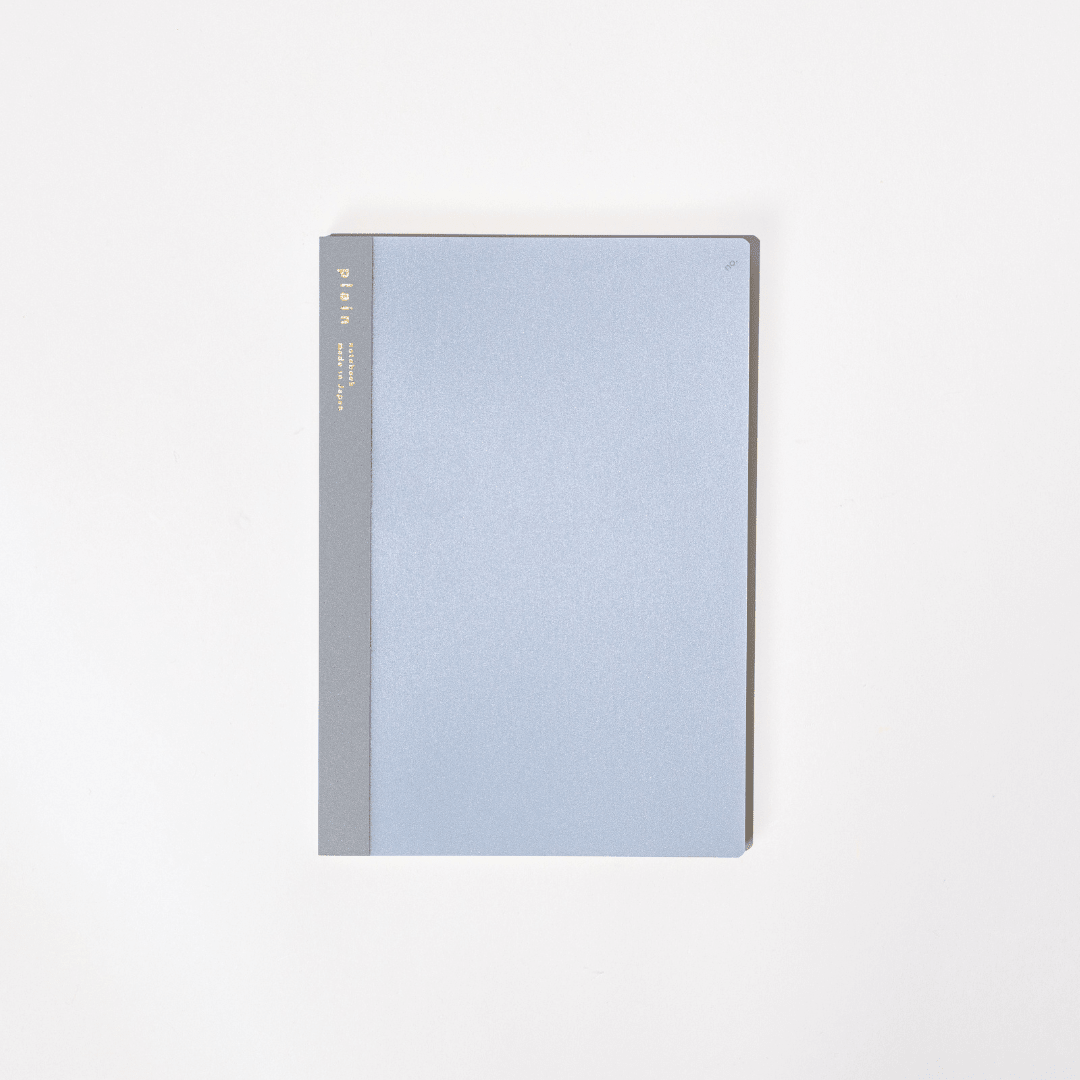 isshoni. Number A5 Notebook Blank / DAIGO