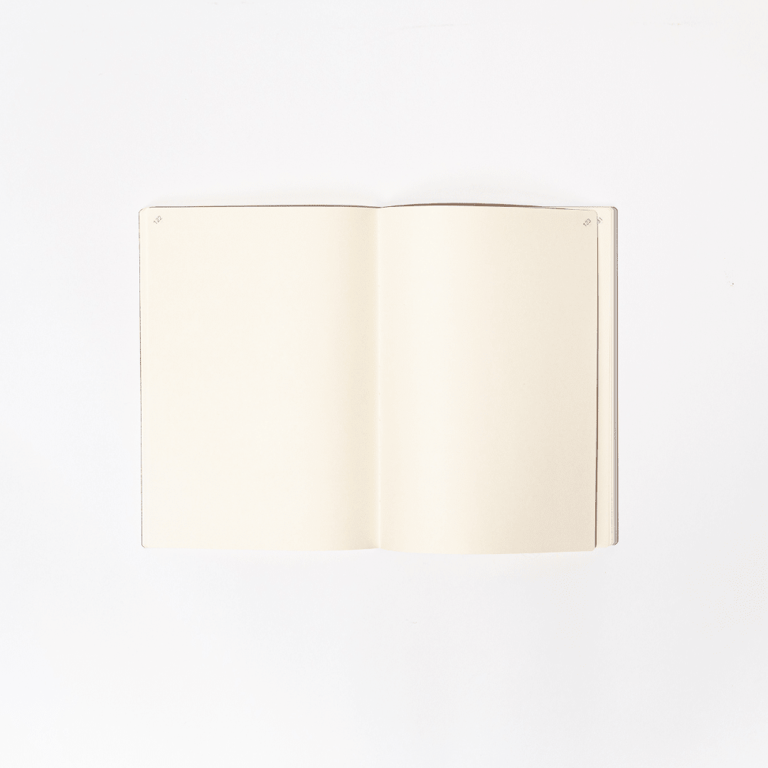 isshoni. Number A5 Notebook Blank / DAIGO