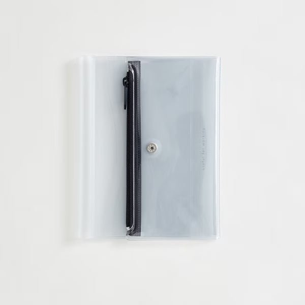 isshoni. Pen Case Notebook Cover / DAIGO
