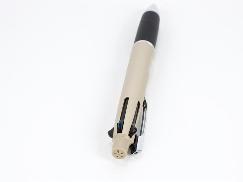 Jetstream 4 + 1