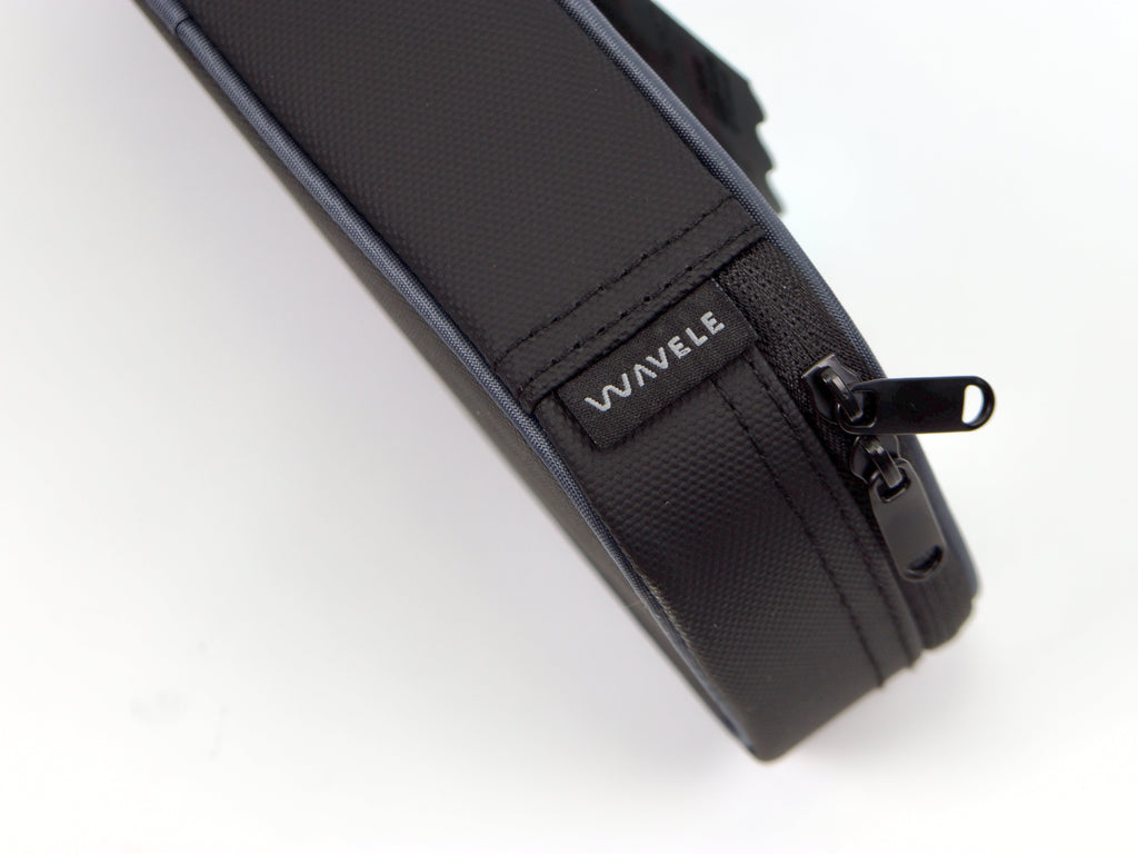 Kokuyo Wave Holder Pen Case