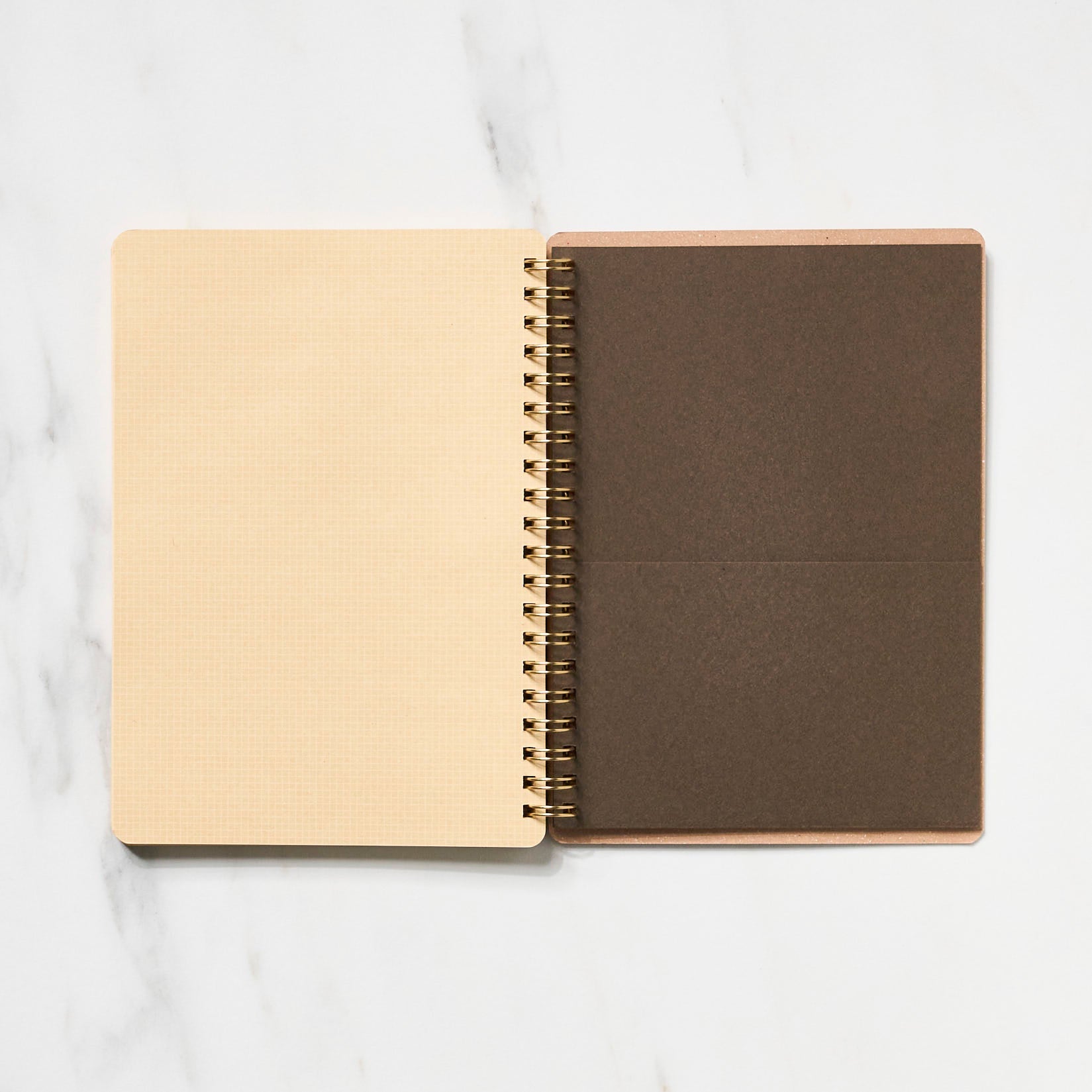 Kraft Work Diary 2025 / kleid