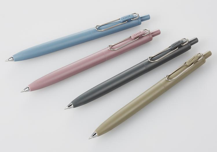 [Limited] uni-ball one F Black Gel Pen / uni Mitsubishi Pencil