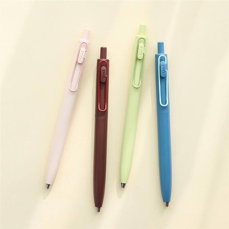 [Limited] uni-ball one F Gel Pen Marriage Color / uni Mitsubishi Pencil