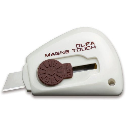 MagneTouch 2-Pack Safety Cutter / OLFA