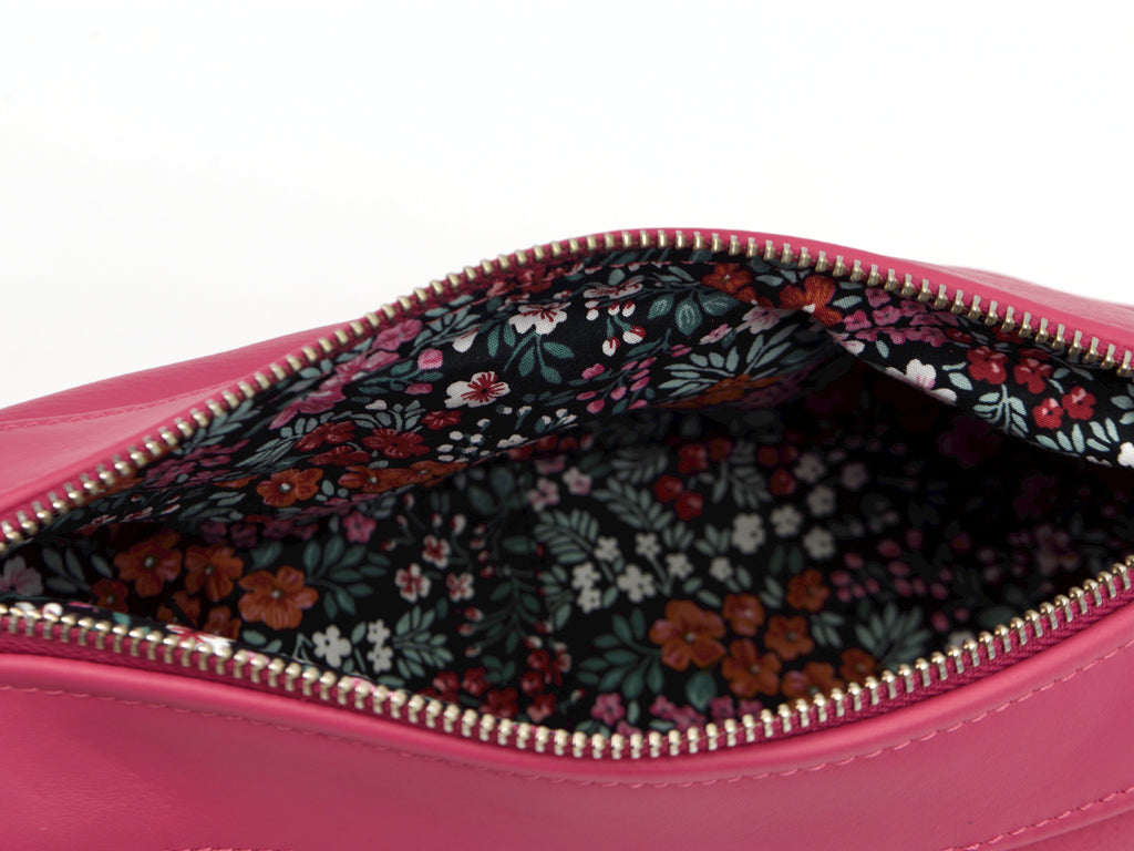 milloo Estia Accessory Bag Fuchsia