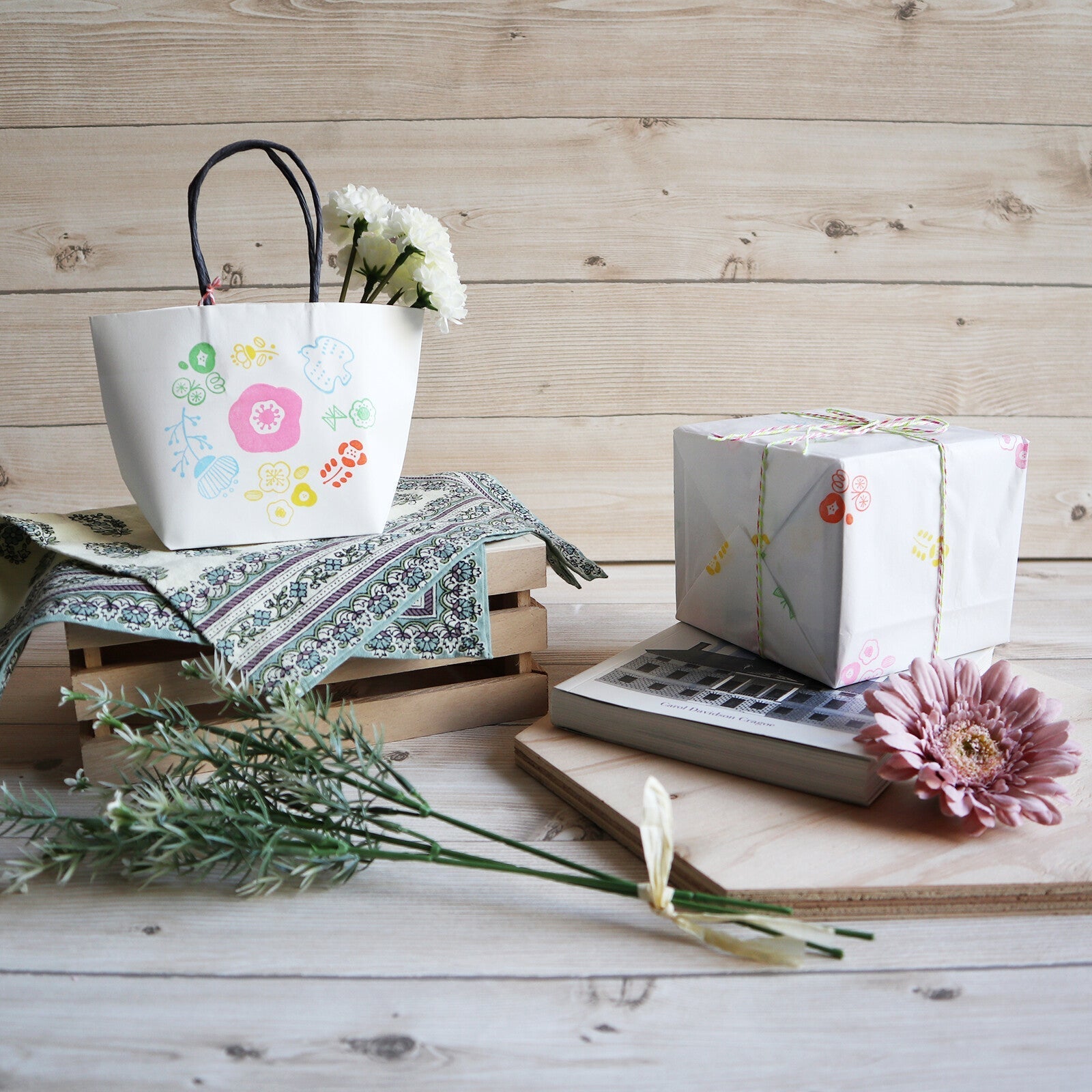 Nordic Floral Pattern Clear Stamp / WORLD CRAFT