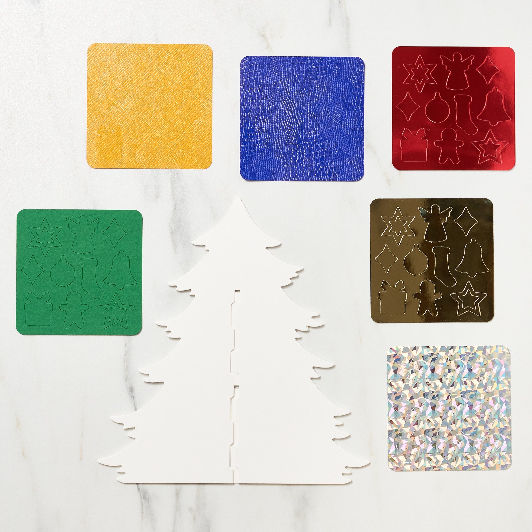 Nordic Paper Christmas Tree / ICHIKUDO