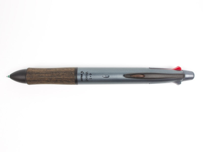 Pilot 4 + 1 Wood