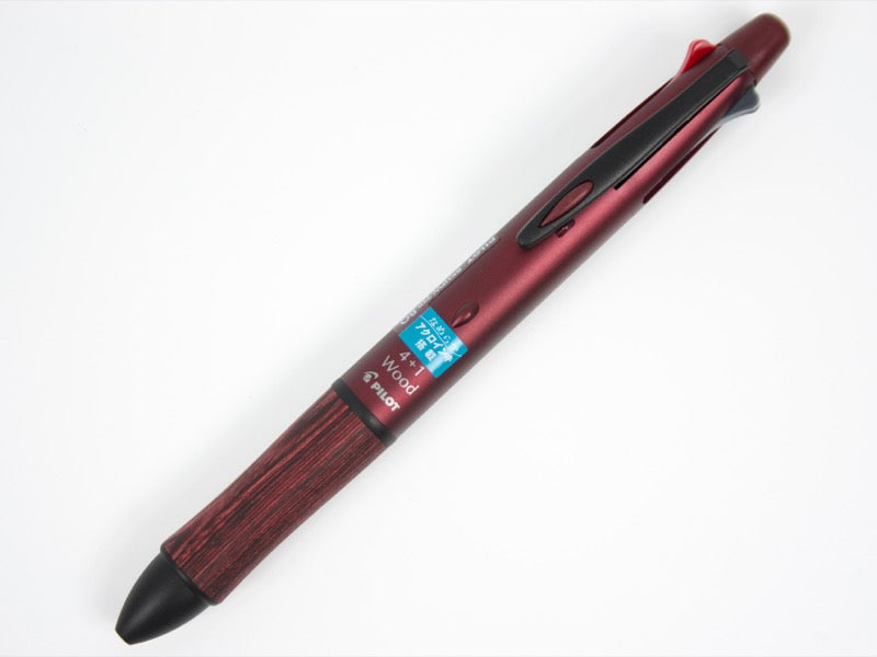 Pilot 4 + 1 Wood