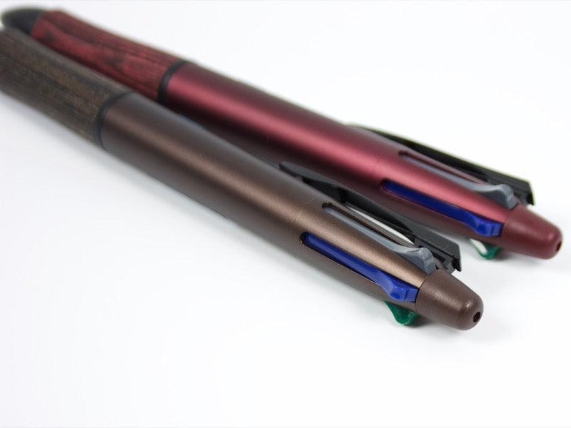 Pilot 4 + 1 Wood