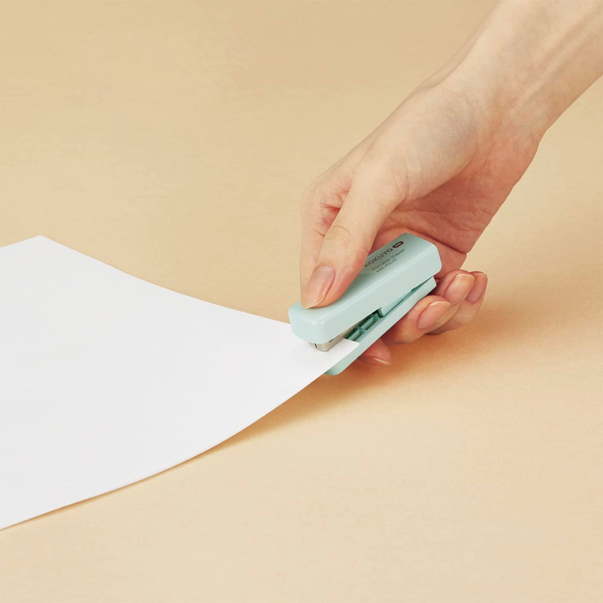 KOKUYO ME Portable Stapler / KOKUYO