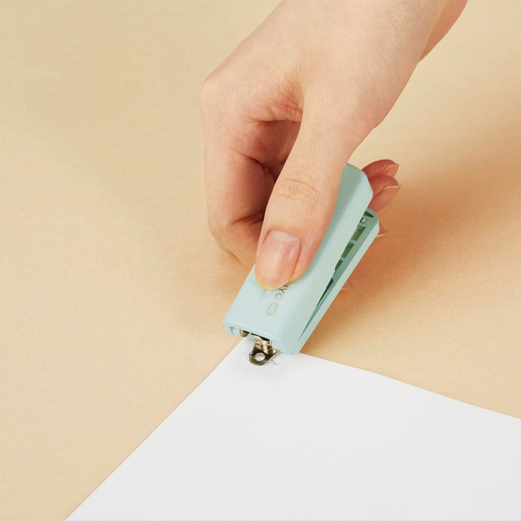 KOKUYO ME Portable Stapler / KOKUYO