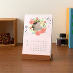 Seasonal Flowers Peek-a-Boo Calendar 2026 / MIDORI